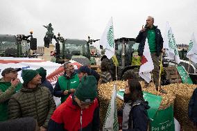 FNSEA Protest against unfair competition - Versailles