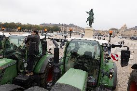 FNSEA Protest against unfair competition - Versailles