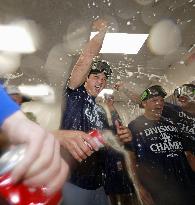 Baseball: Dodgers clinch NL West title