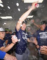 Baseball: Dodgers clinch NL West title