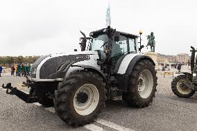 FNSEA Protest against unfair competition - Versailles