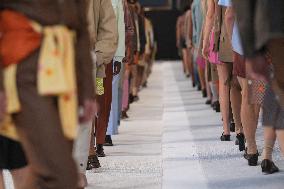 MFW - MM6 Maison Margiela Runway