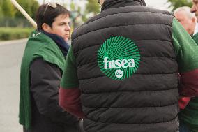 Farmers in Action in Loire-Atlantique - Carquefou