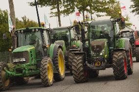 Farmers in Action in Loire-Atlantique - Carquefou