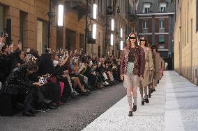 MFW - MM6 Maison Margiela Fashion Show Runway