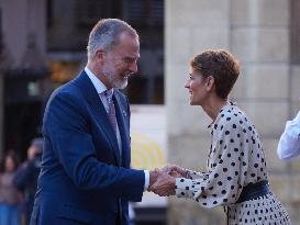 Royals visit the Community of Navarre