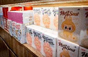 Labubu Dolls Sale At Pop Mart - Rotterdam