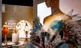 Kunsthal Presents Living Look By Iris van Herpen - Rotterdam