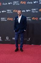 73rd San Sebastian International Film Festival - 'Anatonia de un instante' Red Carpet