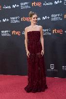 73rd San Sebastian International Film Festival - 'Anatonia de un instante' Red Carpet