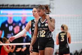 VOLLEY - Amichevole - Sardegna Volleyball Challenge 2025 - Third place final - VakifBank Istanbul vs Panionios Atene