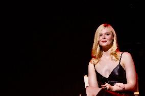 Malaga Comic-Con - Elle Fanning in 'Predator: Badlands' Preview