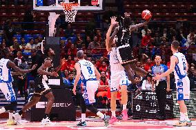 BASKET - Supercoppa Italiana - Semifinal - Dolomiti Energia Trentino vs Germani Brescia