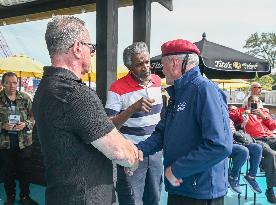 Curtis Sliwa Campaigns on Staten Island