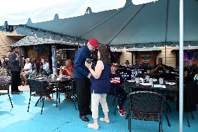 Curtis Sliwa Campaigns on Staten Island