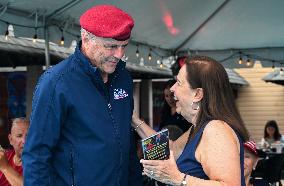 Curtis Sliwa Campaigns on Staten Island