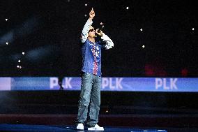 PLK performance at Parc des Princes - FA