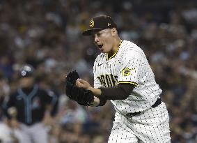 Baseball: Diamondbacks vs. Padres