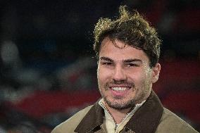 Ligue 1 PSG vs AJ Auxerre - Attendees - FA