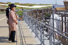 Tokyo Gov. Koike visits Osaka expo