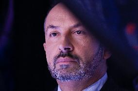 Sebastien Chenu On Dimanche En Politique - Paris