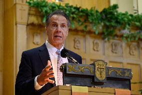 Andrew Cuomo Campaigns in Brooklyn