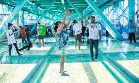 Huajiang Canyon Bridge Tourism