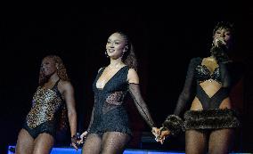 Flo In Concert - London