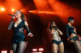 Flo In Concert - London