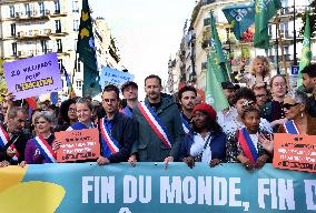 Resistance March For Climate, Justice, Freedoms - Paris