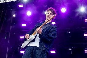 Aliocha Schneider Performs At Fete De L‘Humanite - Bretigny Sur Orge