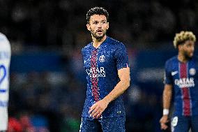 PSG v AJ Auxerre - Paris