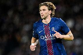 PSG v AJ Auxerre - Paris