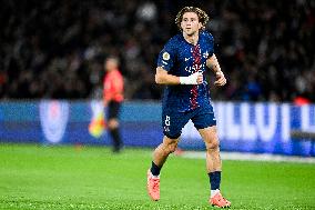 PSG v AJ Auxerre - Paris