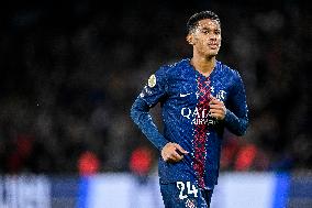 PSG v AJ Auxerre - Paris