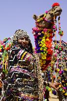 Indian Kalbeliya Gypsy Dancers Performs - India