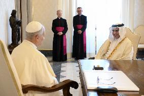 Pope Leo XIV Meets Prince Salman bin Hamad Al Khalifa of Bahrain - Vatican