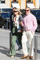 PFW - Kate Moss Arrives At The Ritz