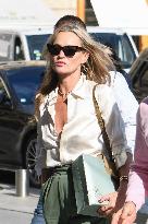 PFW - Kate Moss Arrives At The Ritz