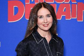 C Etait Mieux Demain Premiere - Paris