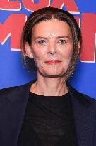 C Etait Mieux Demain Premiere - Paris