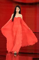 PFW - Le Défilé. Liberté, Egalité, Sororité"You're Worth It" L'Oréal Paris Runway