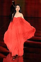 PFW - Le Défilé. Liberté, Egalité, Sororité"You're Worth It" L'Oréal Paris Runway