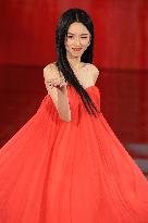 PFW - Le Défilé. Liberté, Egalité, Sororité"You're Worth It" L'Oréal Paris Runway