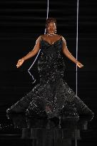 PFW - Le Défilé. Liberté, Egalité, Sororité"You're Worth It" L'Oréal Paris Runway