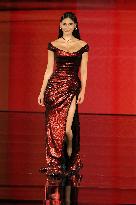 PFW - Le Défilé. Liberté, Egalité, Sororité"You're Worth It" L'Oréal Paris Runway