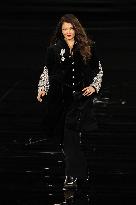 PFW - Le Défilé. Liberté, Egalité, Sororité"You're Worth It" L'Oréal Paris Runway