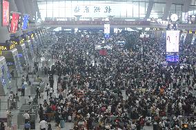 Peak travel During The National Day Holiday