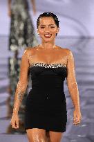 PFW - Le Défilé. Liberté, Egalité, Sororité"You're Worth It" L'Oréal Paris Runway