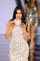 PFW - Le Défilé. Liberté, Egalité, Sororité"You're Worth It" L'Oréal Paris Runway